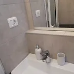 شقة In Center *