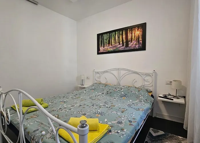 In Center * غييكا